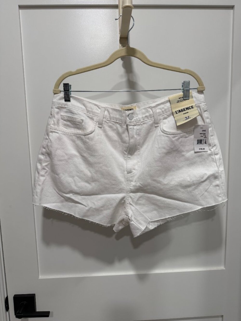 L’Agence Beck High Rise Denim shorts in Blanc